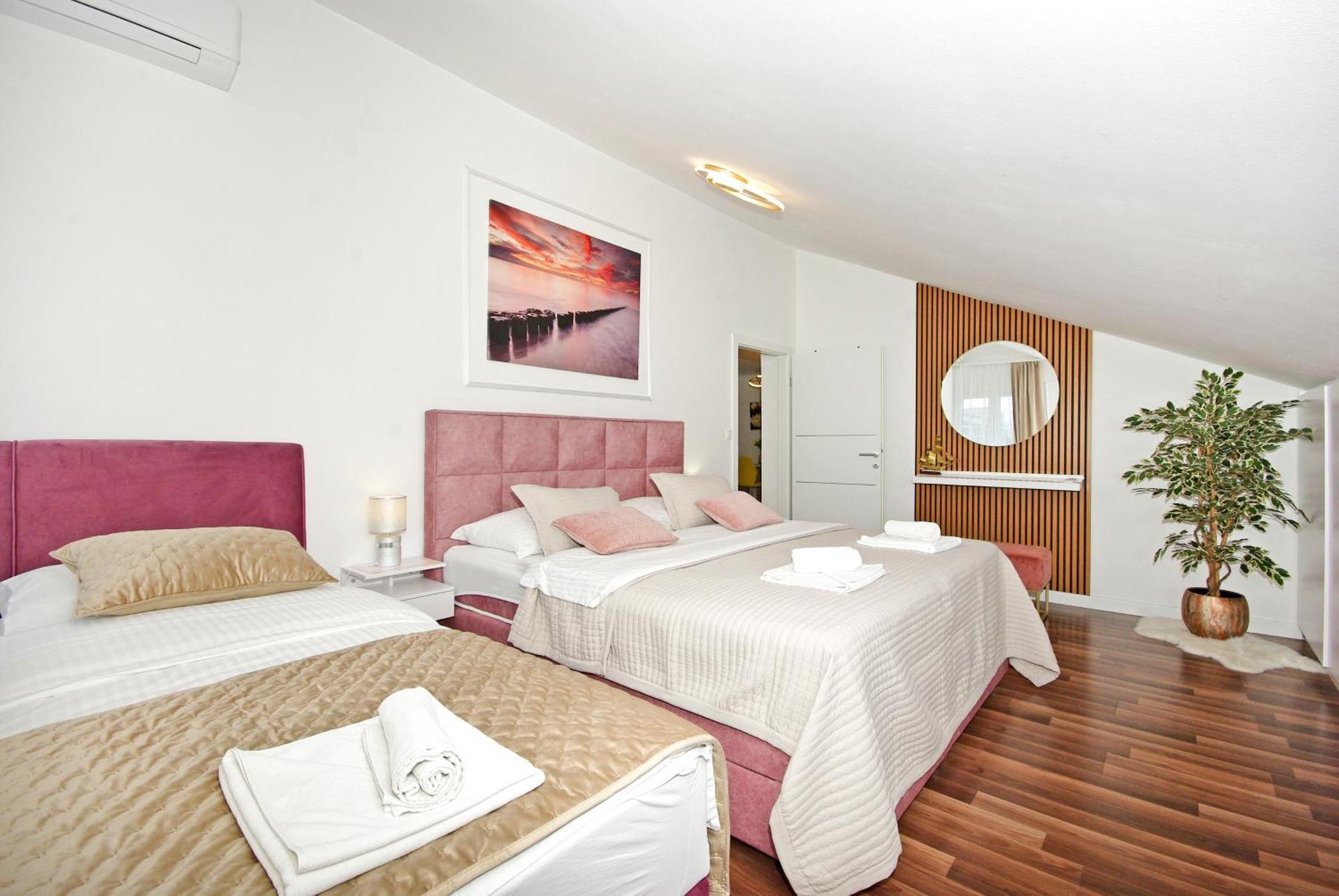Villa Naomi Split Bagian luar foto