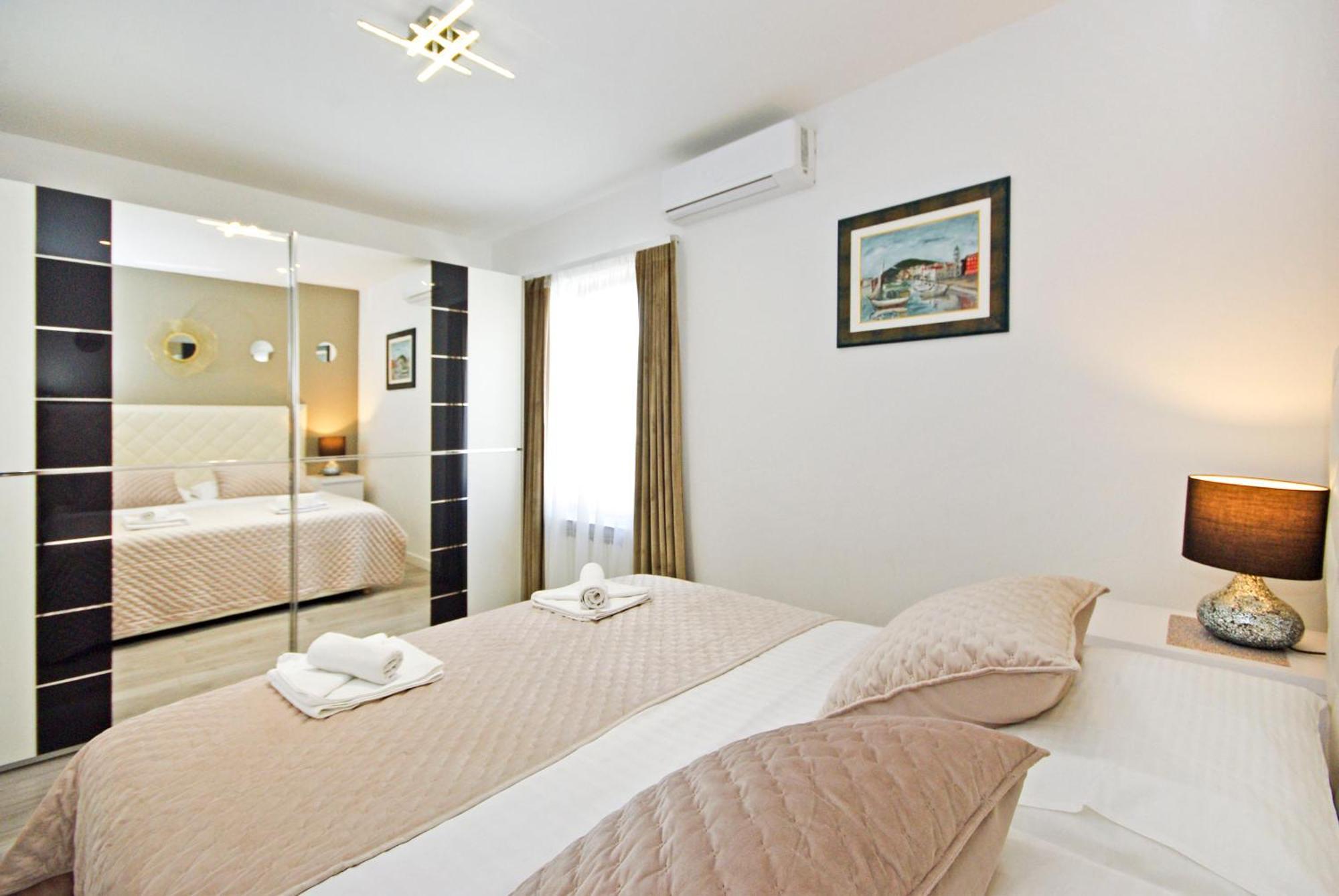 Villa Naomi Split Bagian luar foto